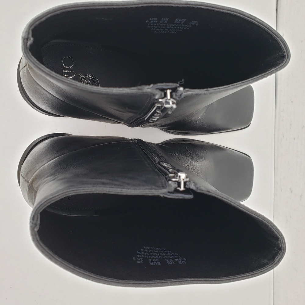 Sarto Vallah Black Leather Square Toe Booties - Picture 5 of 11